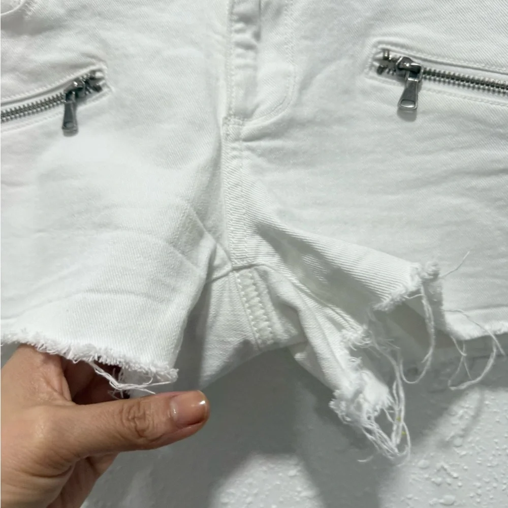 PAIGE indio Zippered Cut-Off Distressed Jean‎ Shorts 27